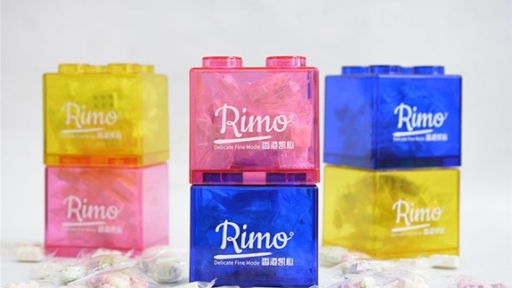 �P��3D�eľţ������